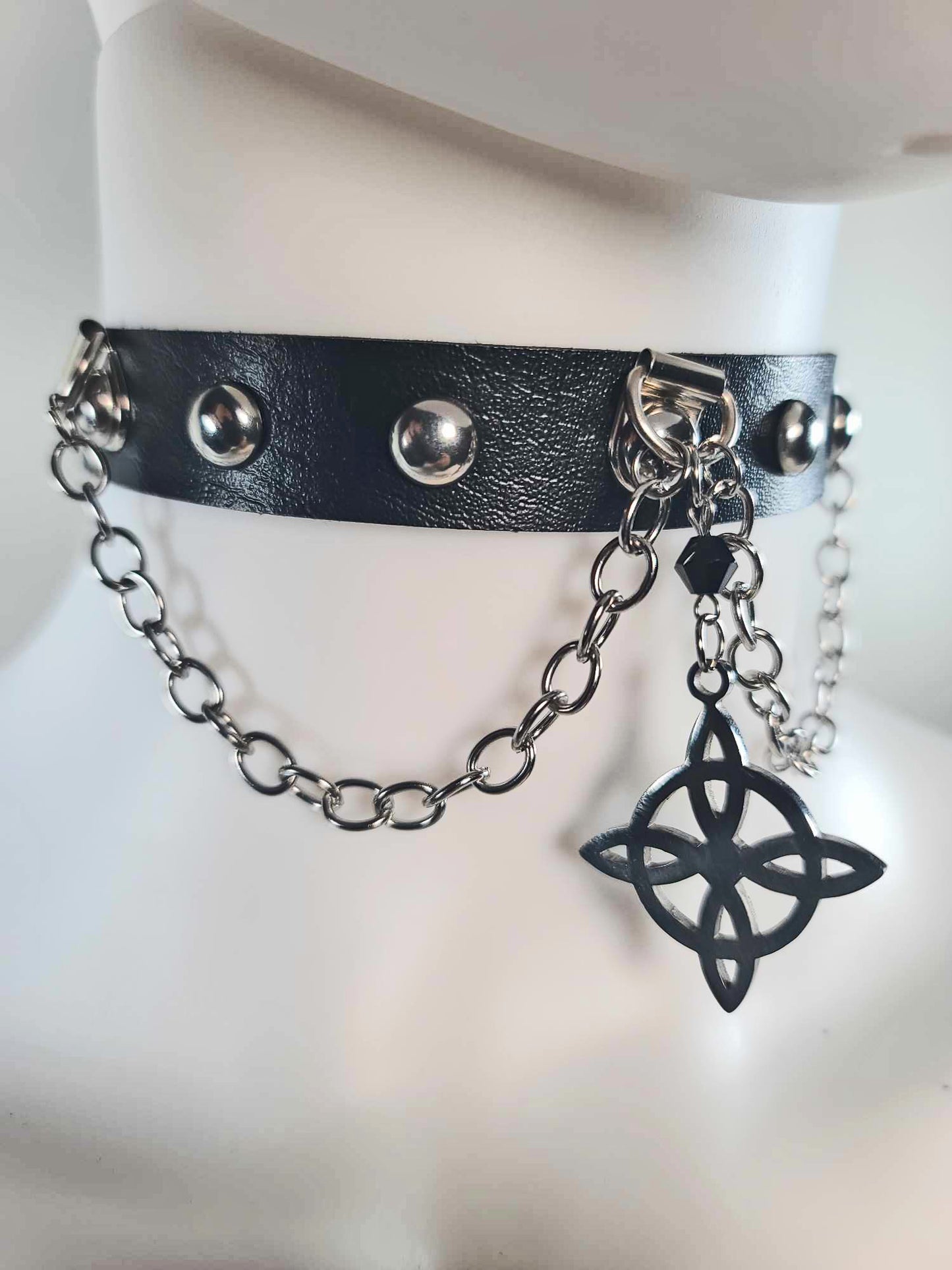 Knotty Girl Celtic Knot Collar